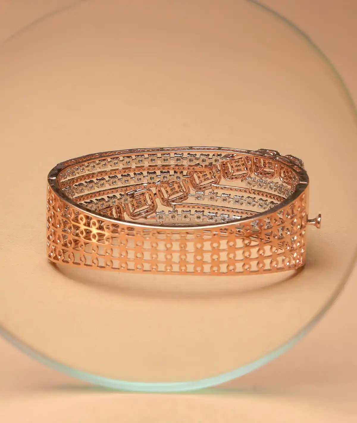 lumina-2.webp lumina-2.webp